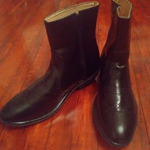 Feather classics boots